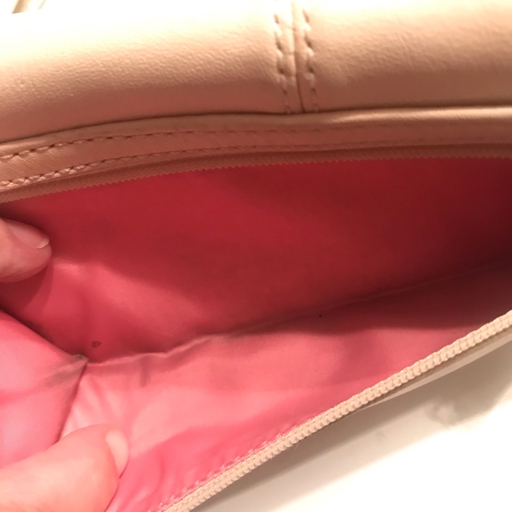 Coach Cream Leather Wallet - Picture 7 of 8